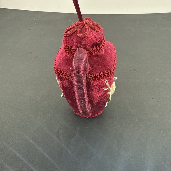 Red Rose Velvet Lace Teapot Christmas Ornament Embroidery Ornament Floral - Picture 4 of 9